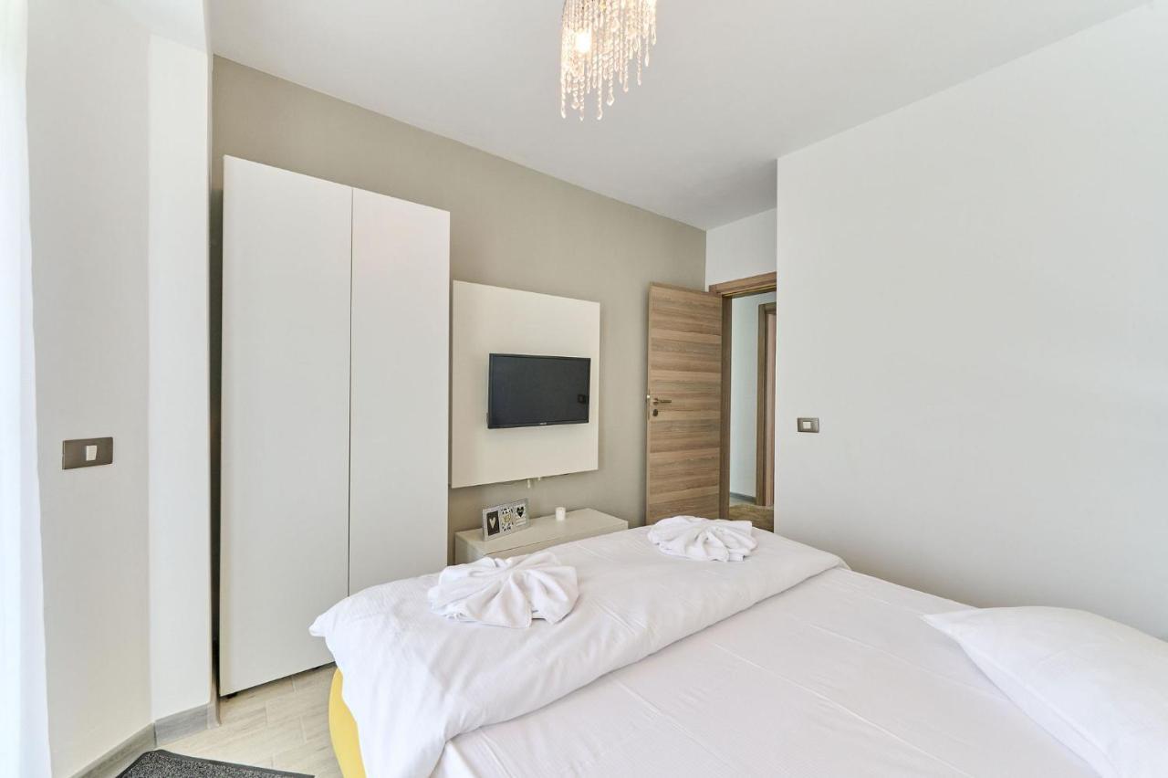 Olive Apartment In Spa N Pool Resort-Parking Mamaia Kültér fotó